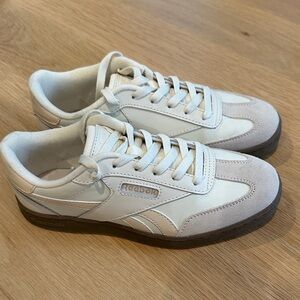 Reebok Classic White and blush Sneakers